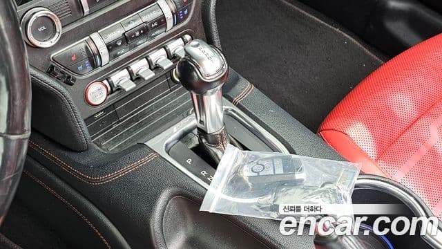 Ford Mustang кабриолет, 2019 9