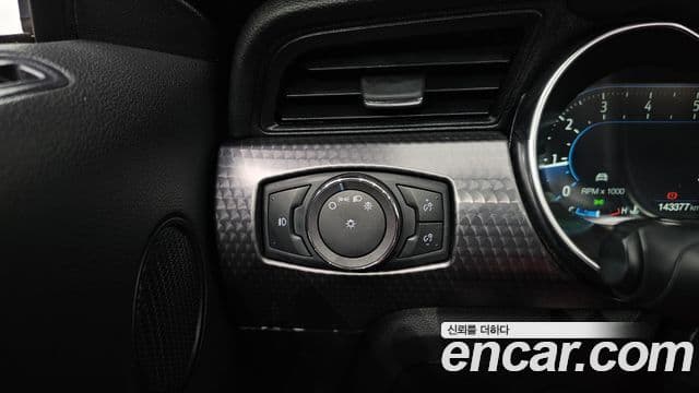 Ford Mustang кабриолет, 2019 14