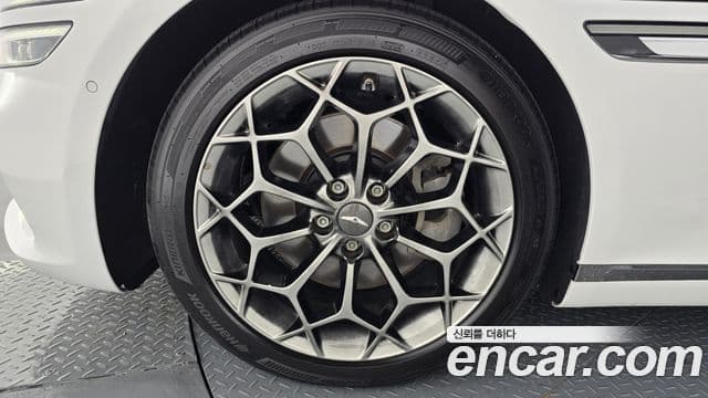 Genesis G80 (RG3) бензин 2.5 турбо AWD, 2021 все фото