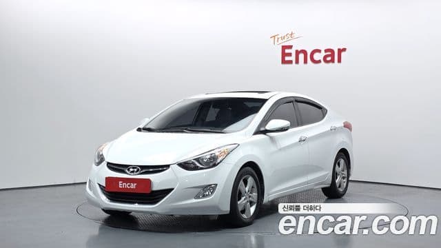 Hyundai Avante MD Premier, 2012 1