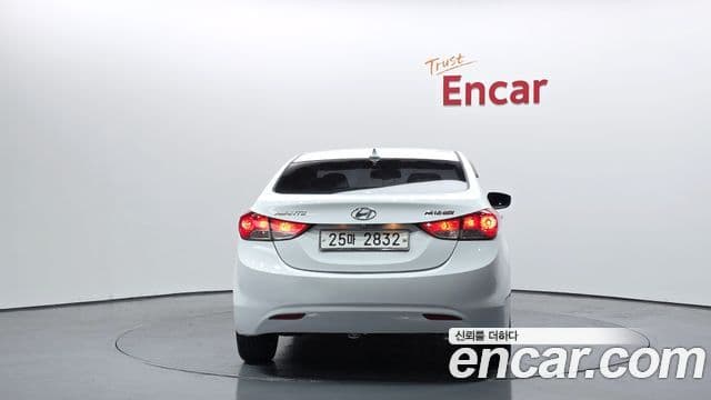 Hyundai Avante MD Premier, 2012 4