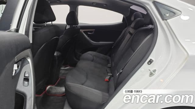 Hyundai Avante MD Premier, 2012 12