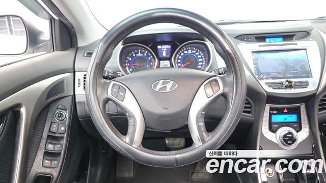 Hyundai Avante MD Premier, 2012 13