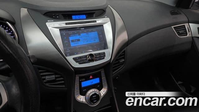 Hyundai Avante MD Premier, 2012 14