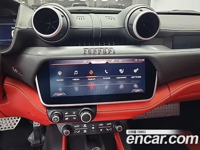 Ferrari 포르토피노 M 3.9 V8, 2023 11