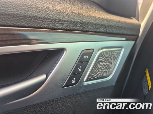 Genesis G80 Premium Luxury, 2018 17