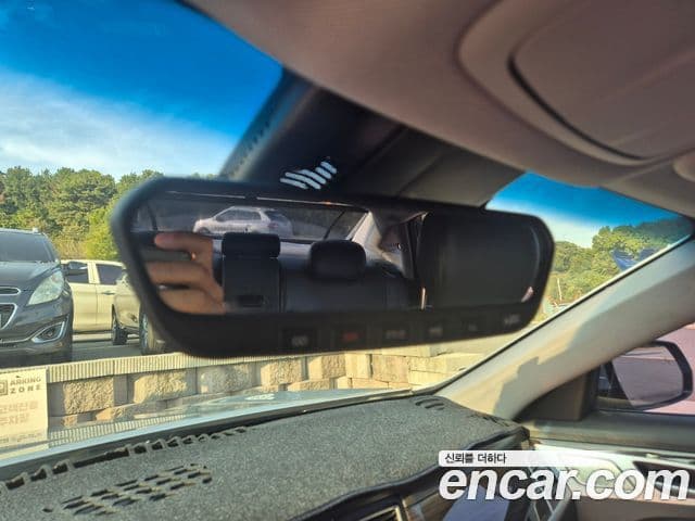 Genesis G80 Premium Luxury, 2018 18