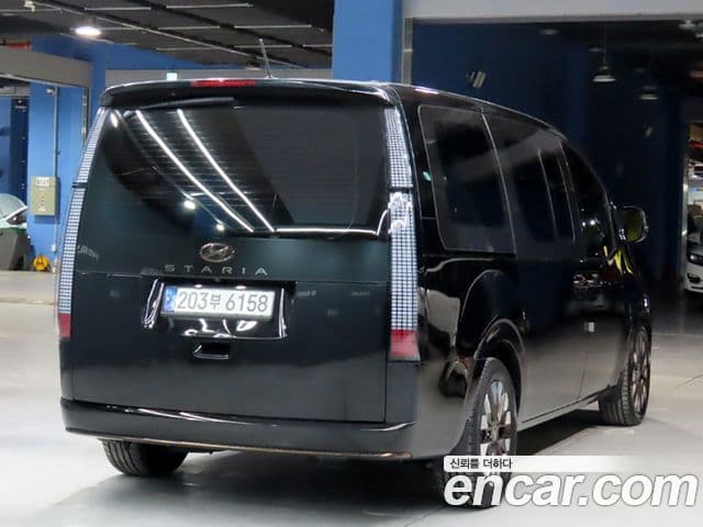 Hyundai Staria Prestige, 2022 4