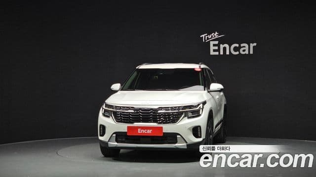 Kia The / новый New Seltos Signature, 2023 3
