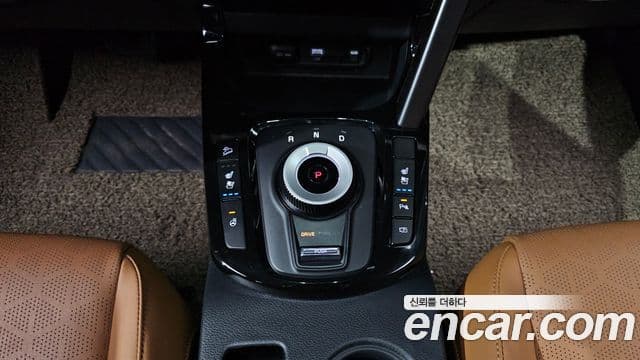 Kia The / новый New Seltos Signature, 2023 9