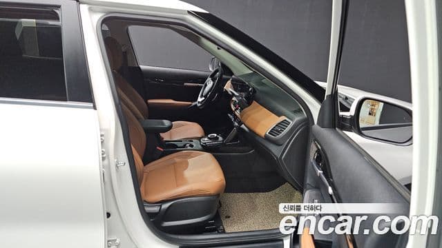 Kia The / новый New Seltos Signature, 2023 11