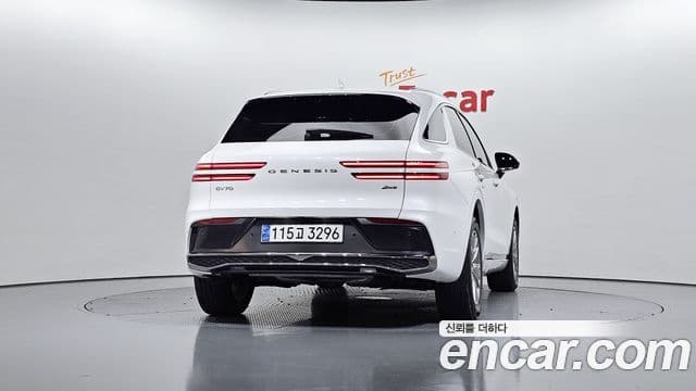 Genesis GV70, 2025 4