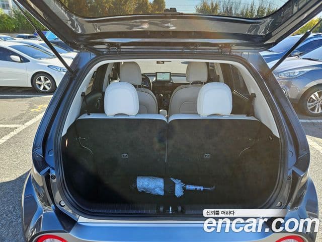 Hyundai Casper турбо D Essential, 2023 19