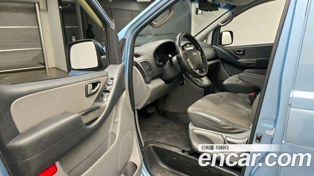 Hyundai Grand Starex CVX Luxury, 2011 11