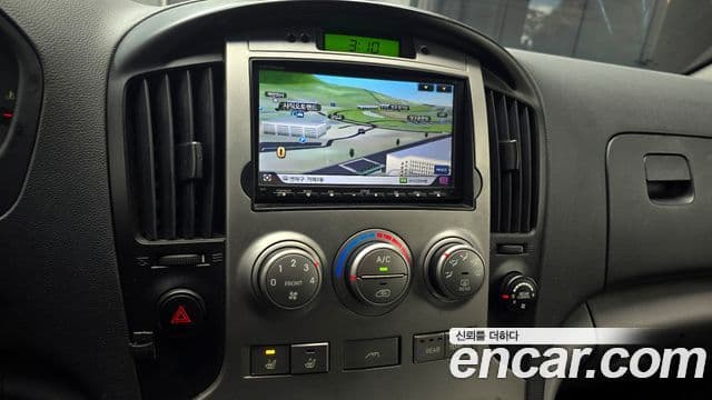 Hyundai Grand Starex CVX Luxury, 2011 15