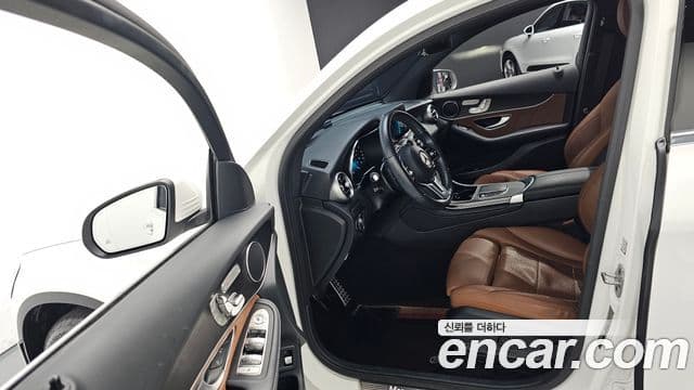 Mercedes-Benz GLC-класс X253 GLC300e 4MATIC купе, 2021 10