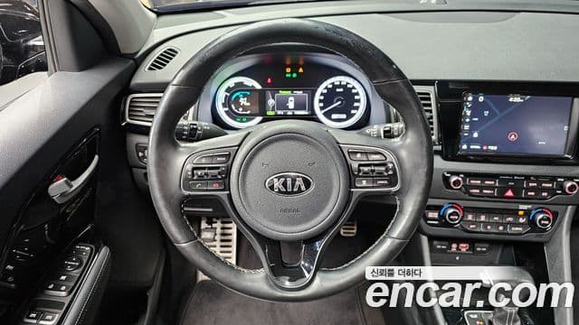 Kia Niro Noblesse, 2017 13