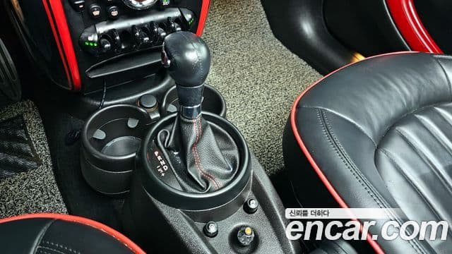 Mini Cooper S Countryman 1세대, 2015 9