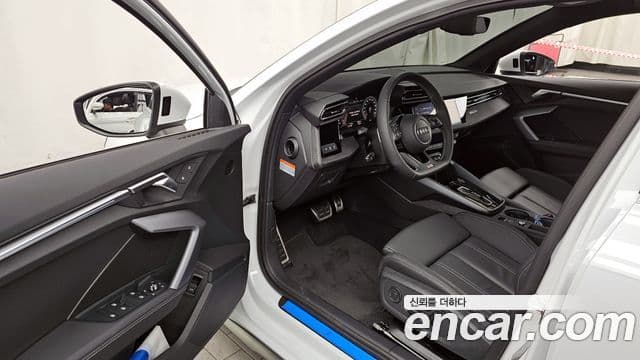 Audi A3 (8Y) Premium, 2025 10