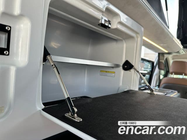 Hyundai Staria Prestige Camper 4인승, 2024 18