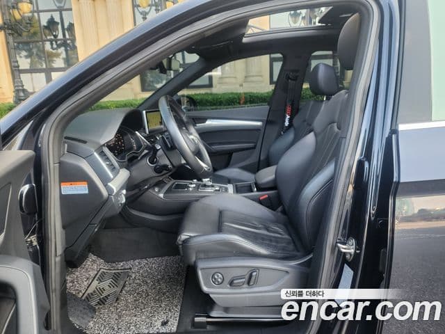 Audi Q5 (FY) Premium, 2020 10