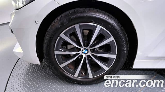 BMW 3시리즈 (G20) 320d Туринг (Touring), 2023 все фото