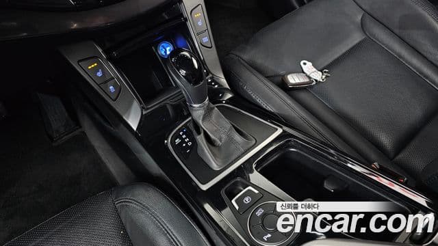 Hyundai i40 살룬 PYL, 2015 9