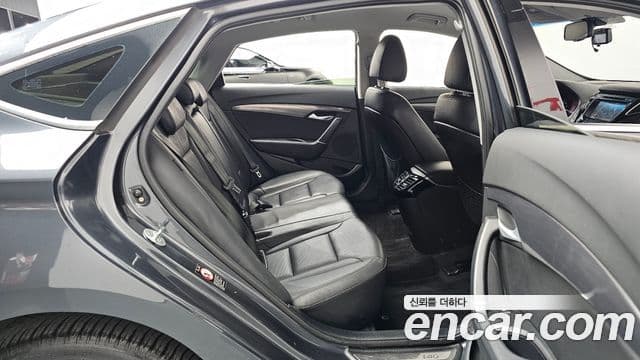 Hyundai i40 살룬 PYL, 2015 12