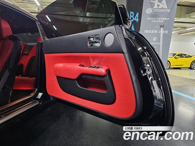 Rolls-Royce 레이스 6.6 чёрный эмблема, badge, 2019 8