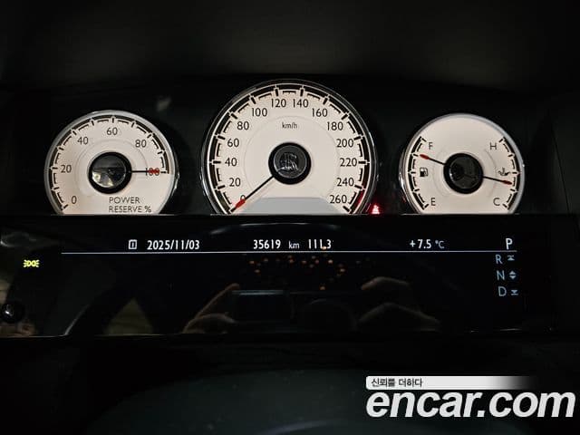 Rolls-Royce 레이스 6.6 чёрный эмблема, badge, 2019 13