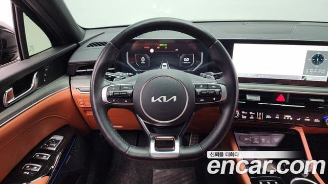 Kia The / новый New K5 3세대 Signature, 2024 13
