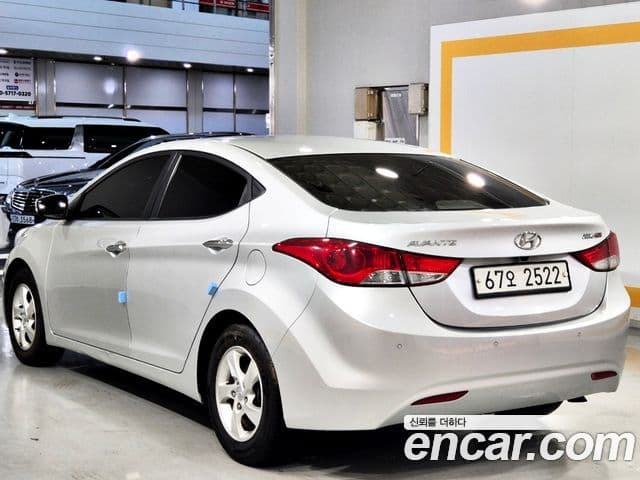 Hyundai Avante MD Luxury, 2012 4