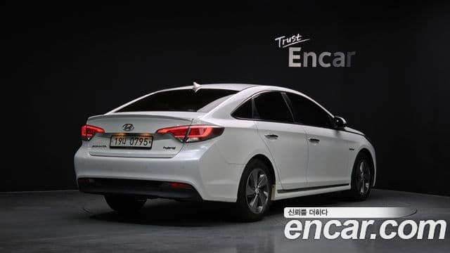 Hyundai LF Sonata гибрид Premium, 2017 2