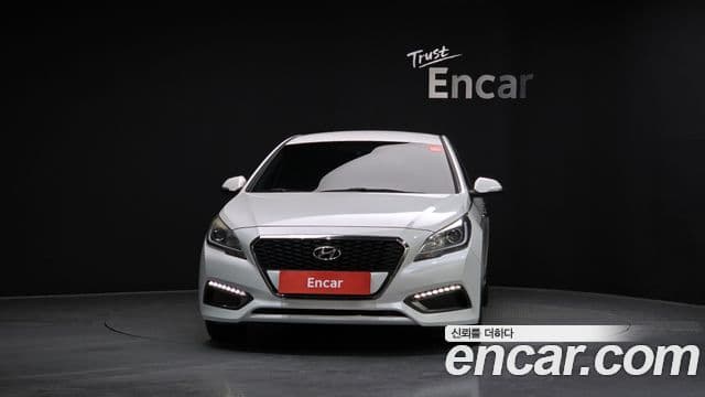 Hyundai LF Sonata гибрид Premium, 2017 3