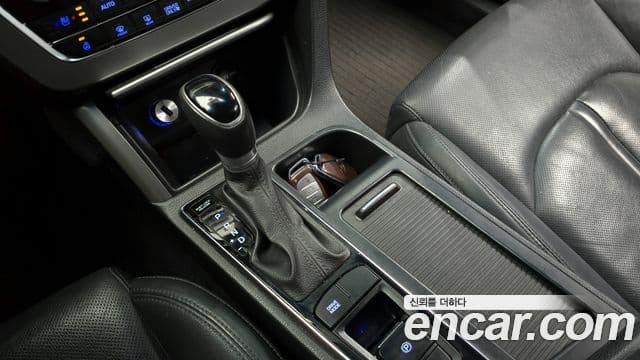 Hyundai LF Sonata гибрид Premium, 2017 9