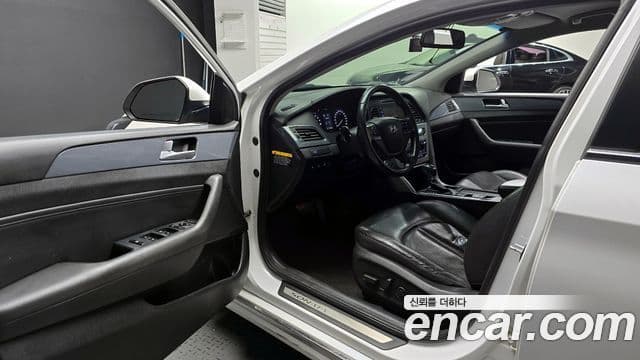 Hyundai LF Sonata гибрид Premium, 2017 10