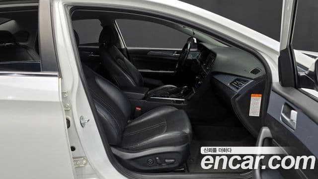 Hyundai LF Sonata гибрид Premium, 2017 11