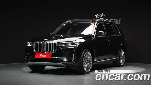 BMW X7 (G07) xDrive 40d Design Pure Excellence 6인승, 2022 1