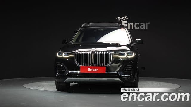 BMW X7 (G07) xDrive 40d Design Pure Excellence 6인승, 2022 3