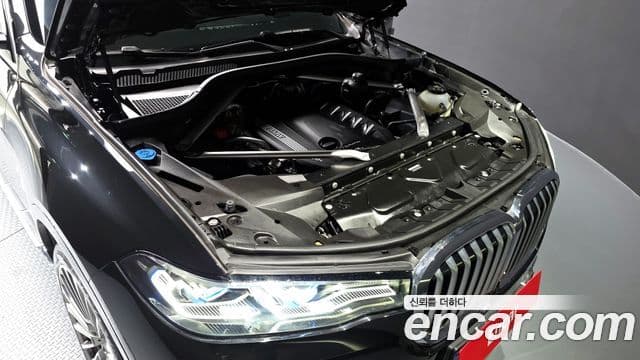 BMW X7 (G07) xDrive 40d Design Pure Excellence 6인승, 2022 6
