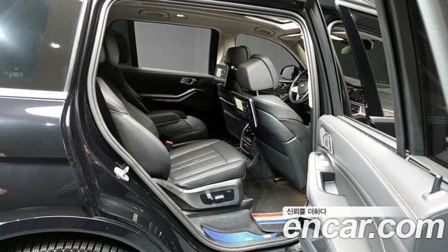 BMW X7 (G07) xDrive 40d Design Pure Excellence 6인승, 2022 12