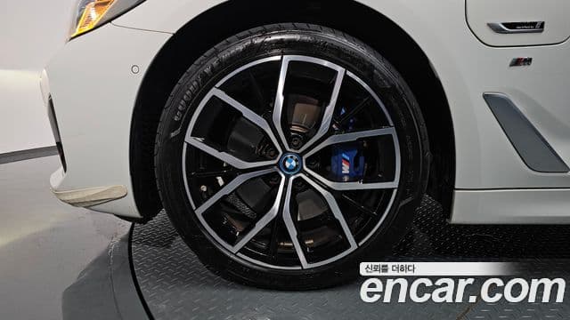 BMW 5시리즈 (G30) 530e M Sport, 2022 все фото