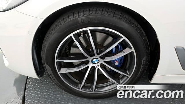 BMW 5시리즈 (G30) 520i M Sport, 2023 все фото