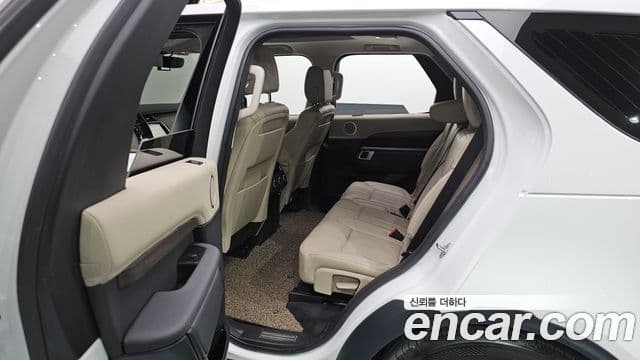 Land Rover Discovery 5 3.0 SD6 HSE, 2019 11