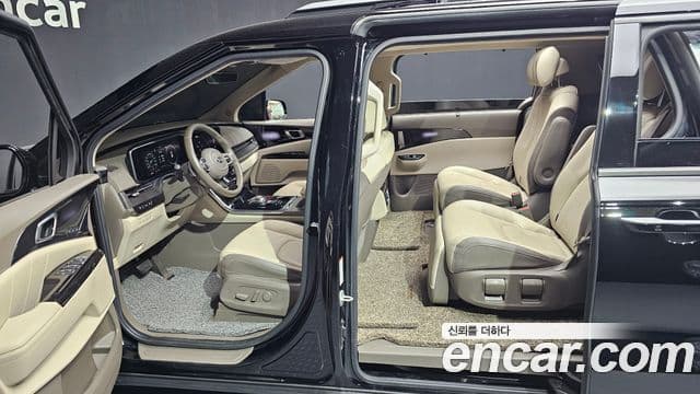 Kia Carnival 4세대 Signature, 2021 11