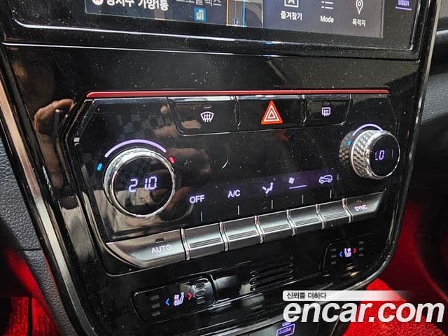 KG모빌리티(SsangYong) Berry New Tivoli Limited Edition, 2021 12