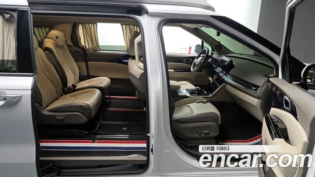 Kia Carnival 4세대 Signature, 2023 11