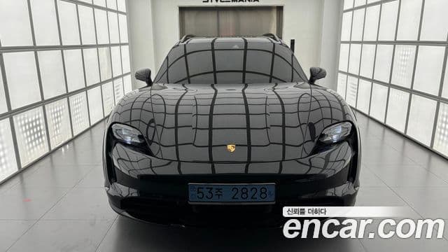 Porsche 타이칸 4S Cross Turismo, 2024 8