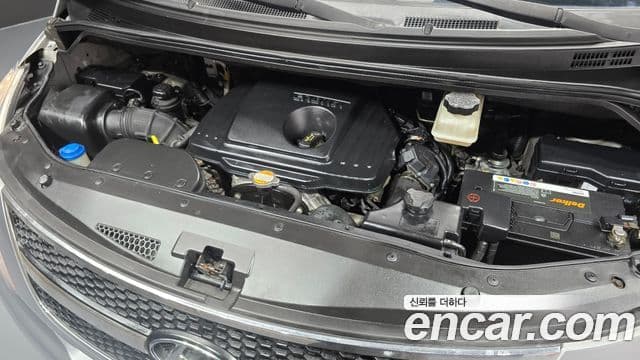 Hyundai Grand Starex CVX Deluxe, 2012 6