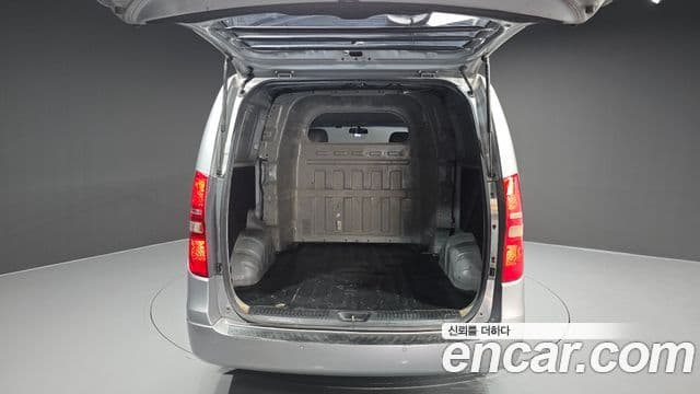 Hyundai Grand Starex CVX Deluxe, 2012 20